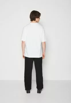 YOURTURN Unisex - Print T-Shirt - White 8 YOURTURN Unisex - Print T-Shirt - White -Yourturn Shop 06691641aff342238fabf2b1a35096da scaled