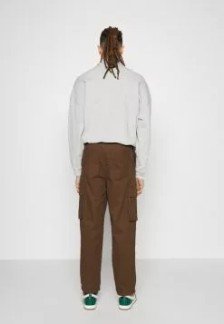 YOURTURN Unisex - Cargo Trousers - Brown 7 YOURTURN Unisex - Cargo Trousers - Brown -Yourturn Shop 0805c6c9c96643c784005d382ad298d2 scaled