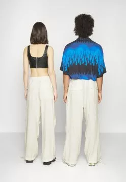 YOURTURN Genderless Parachute Unisex - Trousers - White -Yourturn Shop 0c77b5c732f14400b52ed89d37d8294d scaled