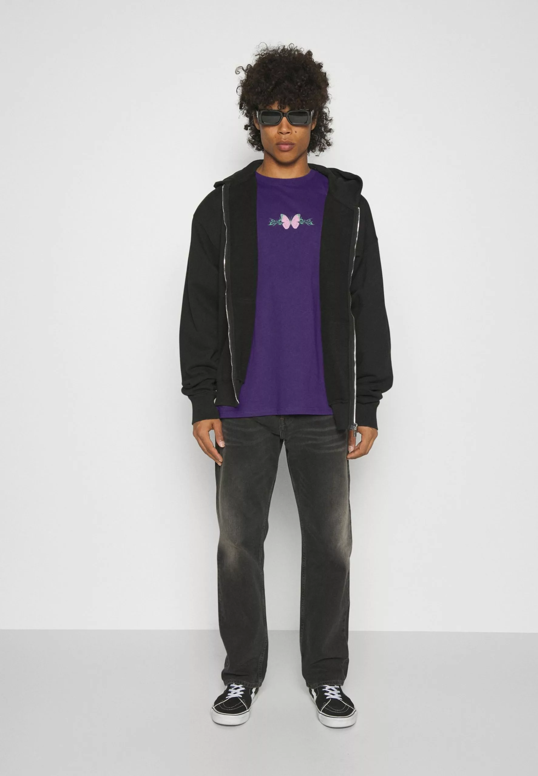 YOURTURN Unisex - Print T-Shirt - Purple 2 YOURTURN Unisex - Print T-Shirt - Purple - Image 2