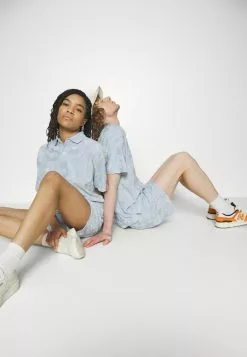 YOURTURN Unisex - Shorts - Blue 10 YOURTURN Unisex - Shorts - Blue -Yourturn Shop 0eb7a4ca4e7141b5a3f9eb5ec1c35705 scaled