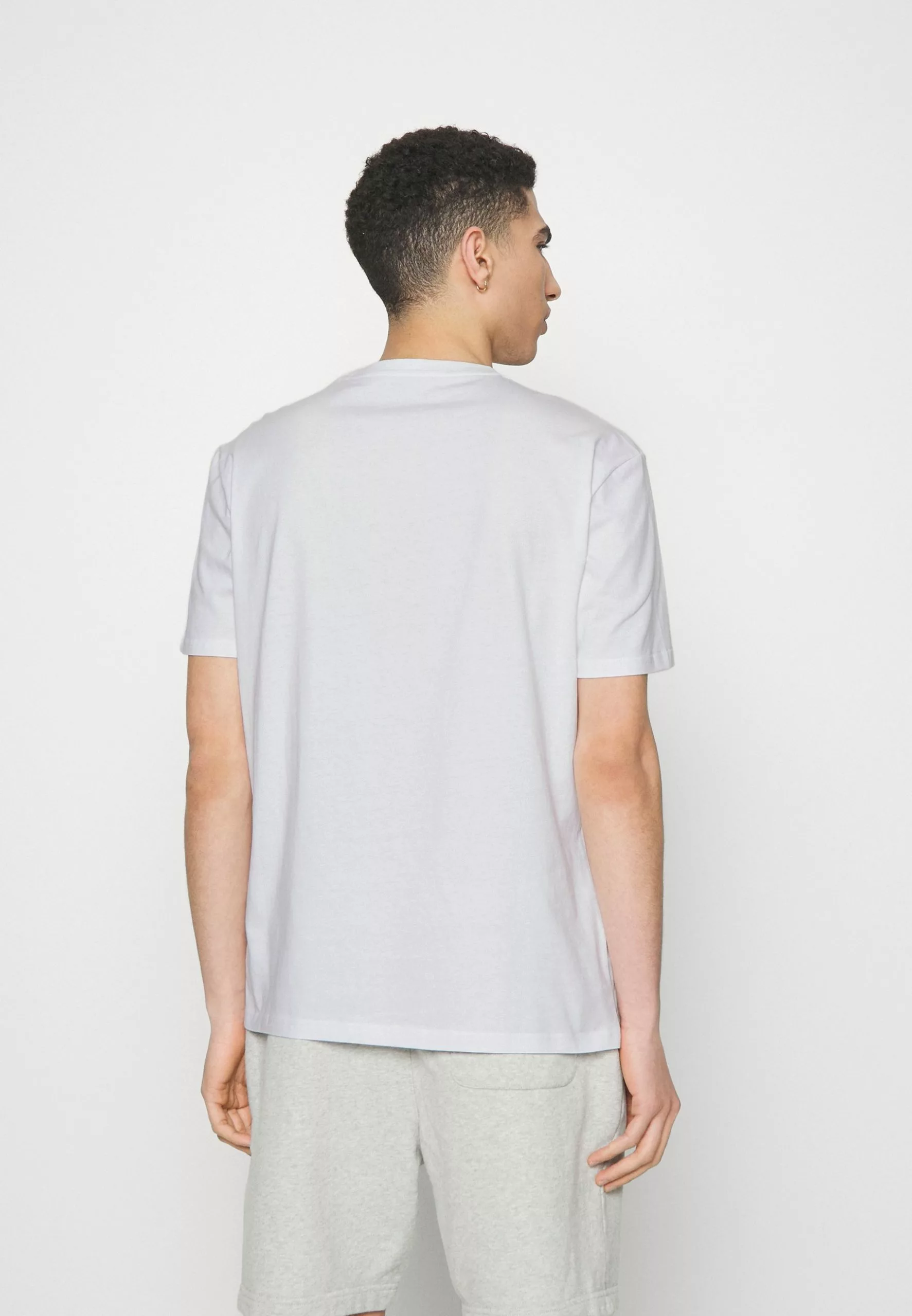 YOURTURN Unisex 5 Pack - Basic T-Shirt - White/Apricot/Light Blue 3 YOURTURN Unisex 5 Pack - Basic T-Shirt - White/Apricot/Light Blue - Image 3