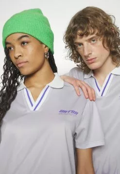 YOURTURN Unisex - Polo Shirt - White -Yourturn Shop 1821b7e873ad4aa8aed2aa8259580b00 scaled