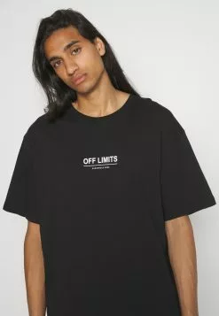 YOURTURN Unisex - Print T-Shirt - Black 9 YOURTURN Unisex - Print T-Shirt - Black -Yourturn Shop 23f0464dbdf74e2190fcc2c3d0251c70 scaled