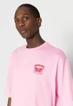 YOURTURN Nostalgia Future Tee Unisex - Print T-Shirt - Pink 9 YOURTURN Nostalgia Future Tee Unisex - Print T-Shirt - Pink -Yourturn Shop 2c7e9a8267c24ab68707f78a01b1d56e scaled