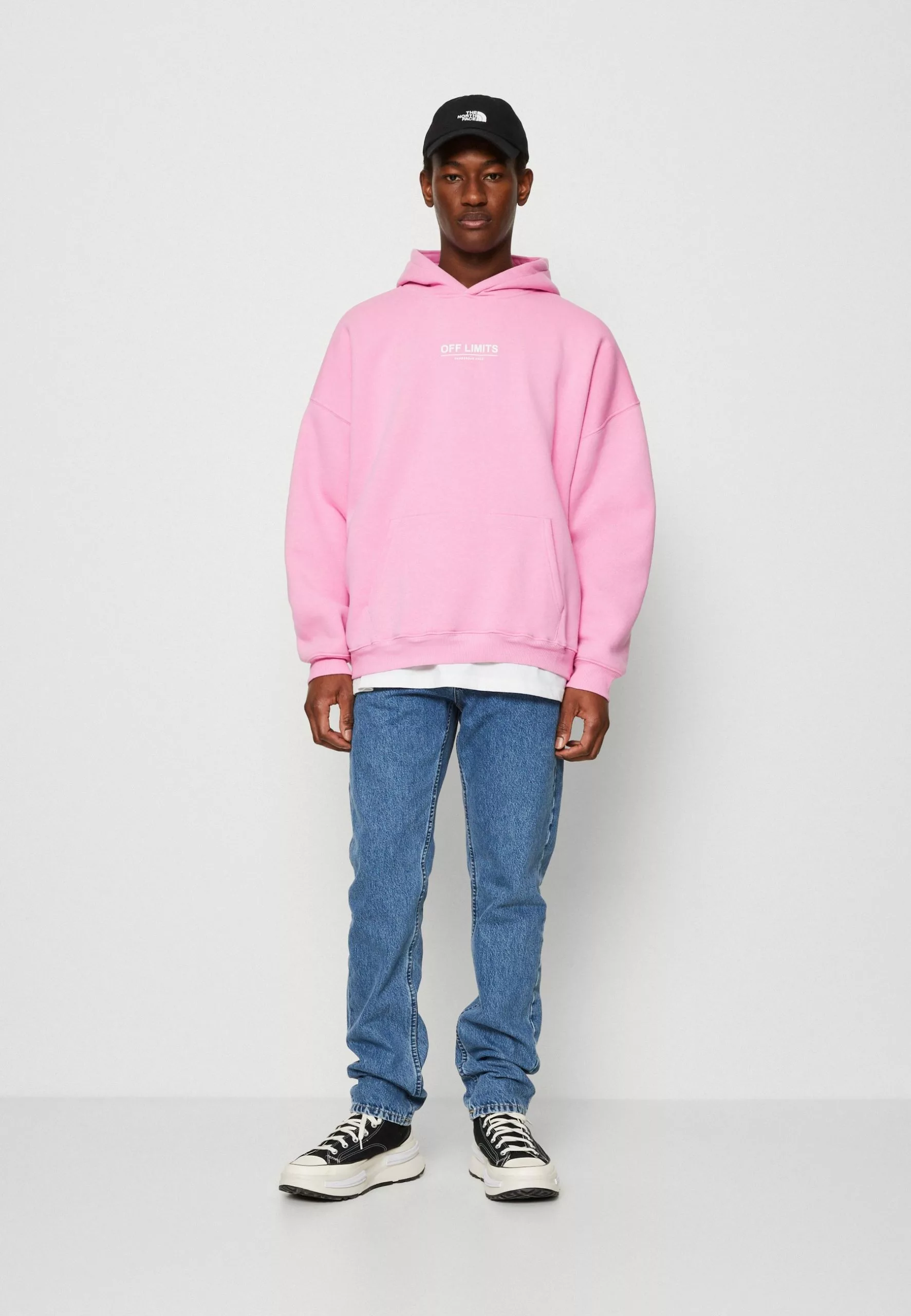 YOURTURN Unisex - Hoodie - Pink 2 YOURTURN Unisex - Hoodie - Pink - Image 2