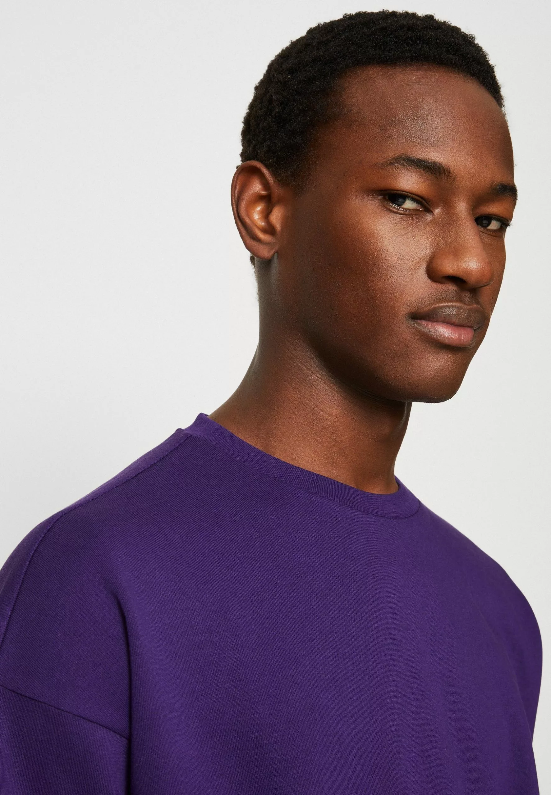 YOURTURN Unisex - Sweatshirt - Purple 4 YOURTURN Unisex - Sweatshirt - Purple - Image 4