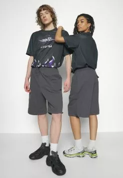 YOURTURN Genderless Parachute - Shorts - Dark Grey -Yourturn Shop 4757f2e98b5c4d809903a696f6c9436b scaled