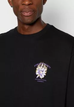 YOURTURN Unisex - Print T-Shirt - Black -Yourturn Shop 479ee8fae9c24cc786d8f127a424b835 scaled