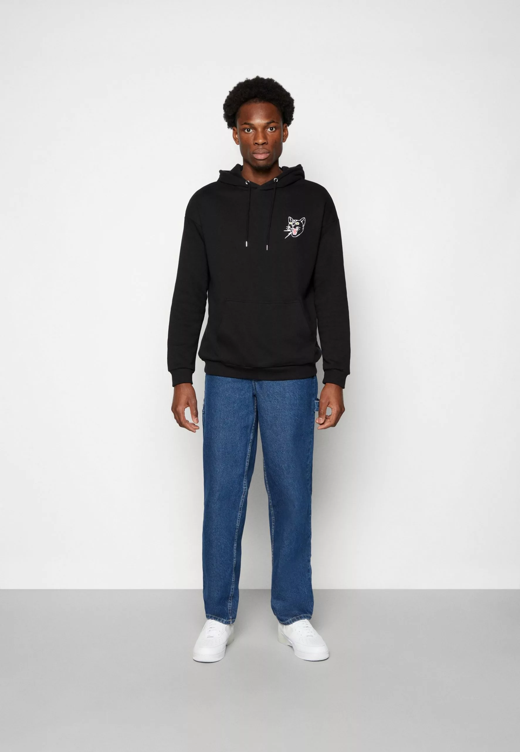 YOURTURN Unisex - Hoodie - Black 2 YOURTURN Unisex - Hoodie - Black - Image 2