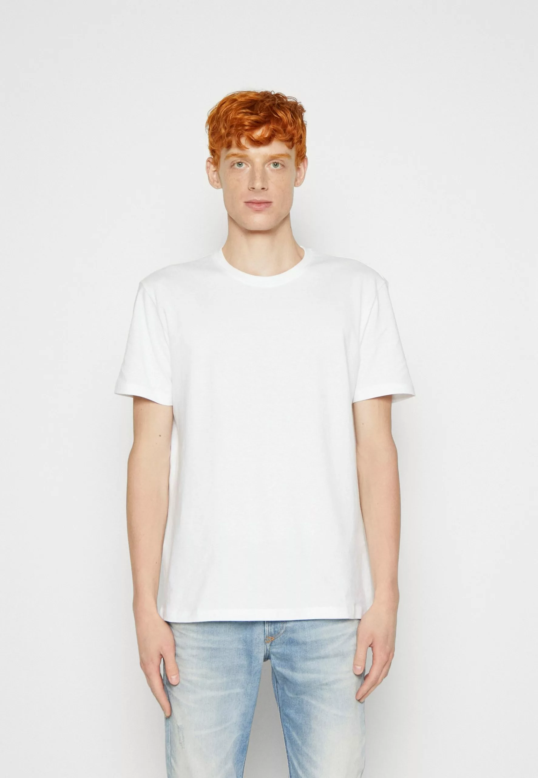 YOURTURN Unisex 5 Pack - Basic T-Shirt - White/Olive /Black 2 YOURTURN Unisex 5 Pack - Basic T-Shirt - White/Olive /Black - Image 2