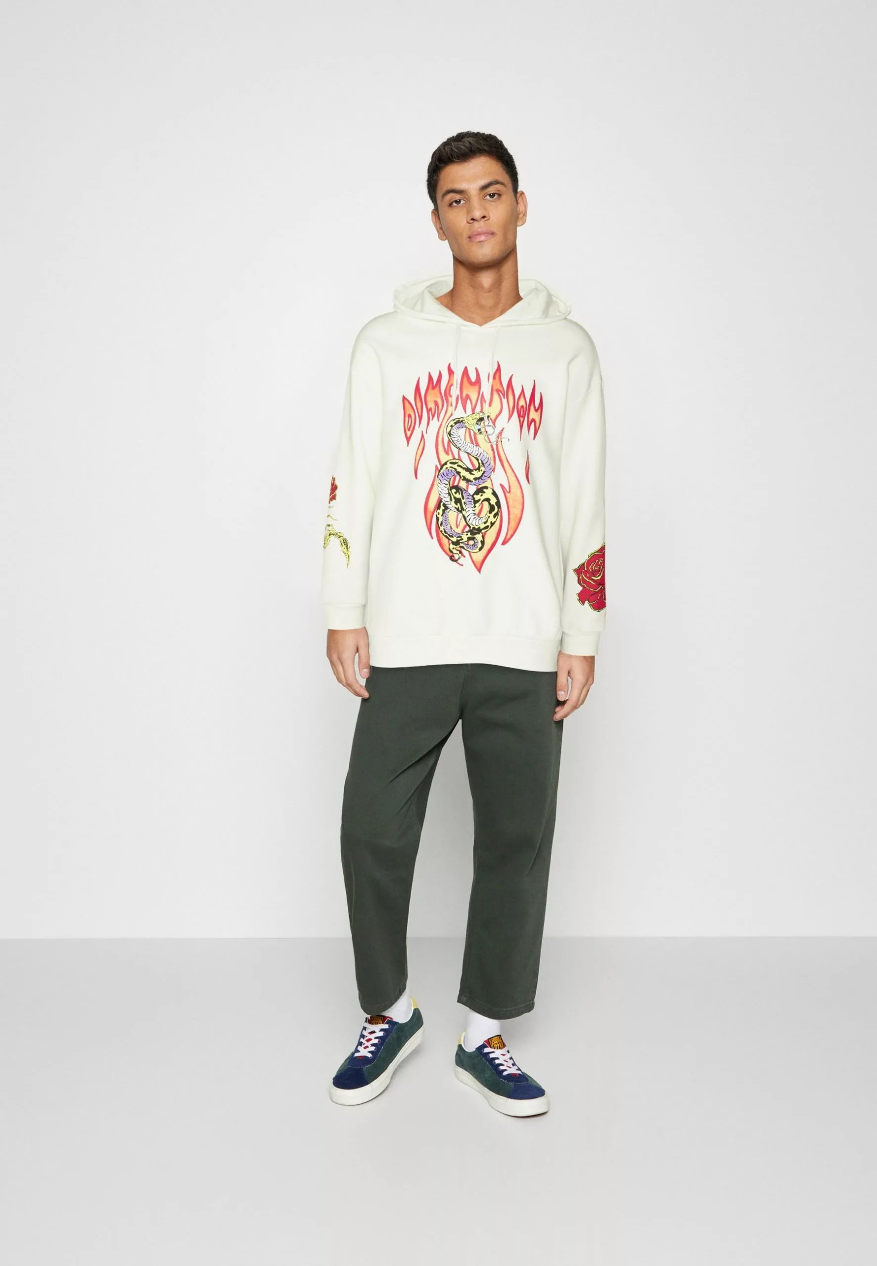 YOURTURN Unisex - Sweatshirt - White 2 YOURTURN Unisex - Sweatshirt - White - Image 2