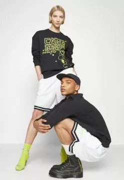 YOURTURN Unisex - Shorts - White -Yourturn Shop 6f5ad2a77f02486f8de5bd002f616c64 scaled