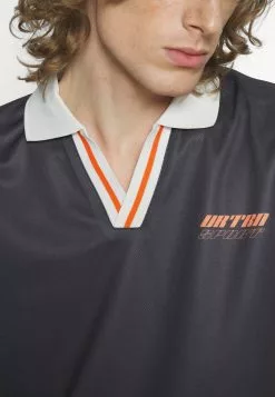 YOURTURN Unisex - Polo Shirt - Black -Yourturn Shop 701d8a351c394b1e8290de0aeb56f74f scaled