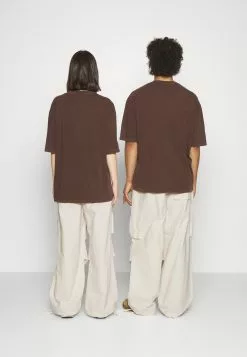 YOURTURN Unisex - Cargo Trousers - White -Yourturn Shop 7c134202bf934dad81d73ae035635b6d scaled