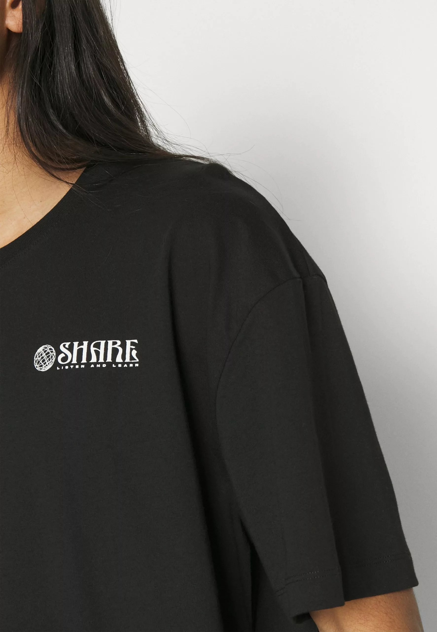 YOURTURN Unisex - Print T-Shirt - Black 6 YOURTURN Unisex - Print T-Shirt - Black - Image 6