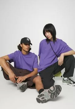 YOURTURN Unisex - Print T-Shirt - Purple 10 YOURTURN Unisex - Print T-Shirt - Purple -Yourturn Shop 817ade8a49b442e7b9a54a36875651c0 scaled