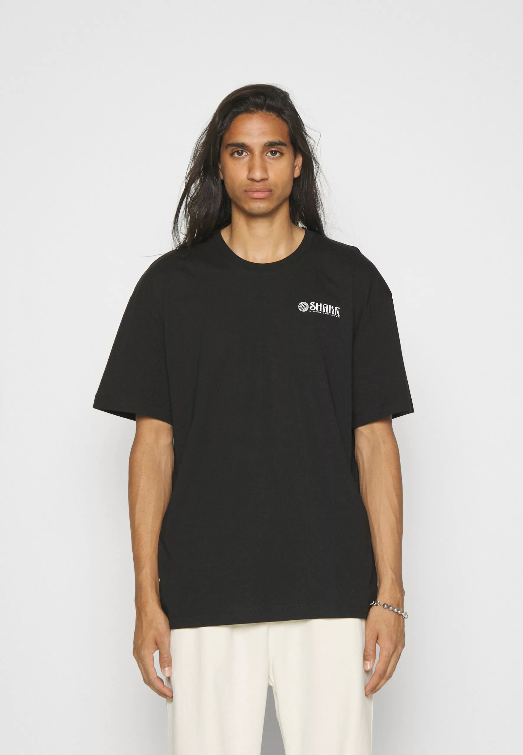 YOURTURN Unisex - Print T-Shirt - Black 3 YOURTURN Unisex - Print T-Shirt - Black - Image 3