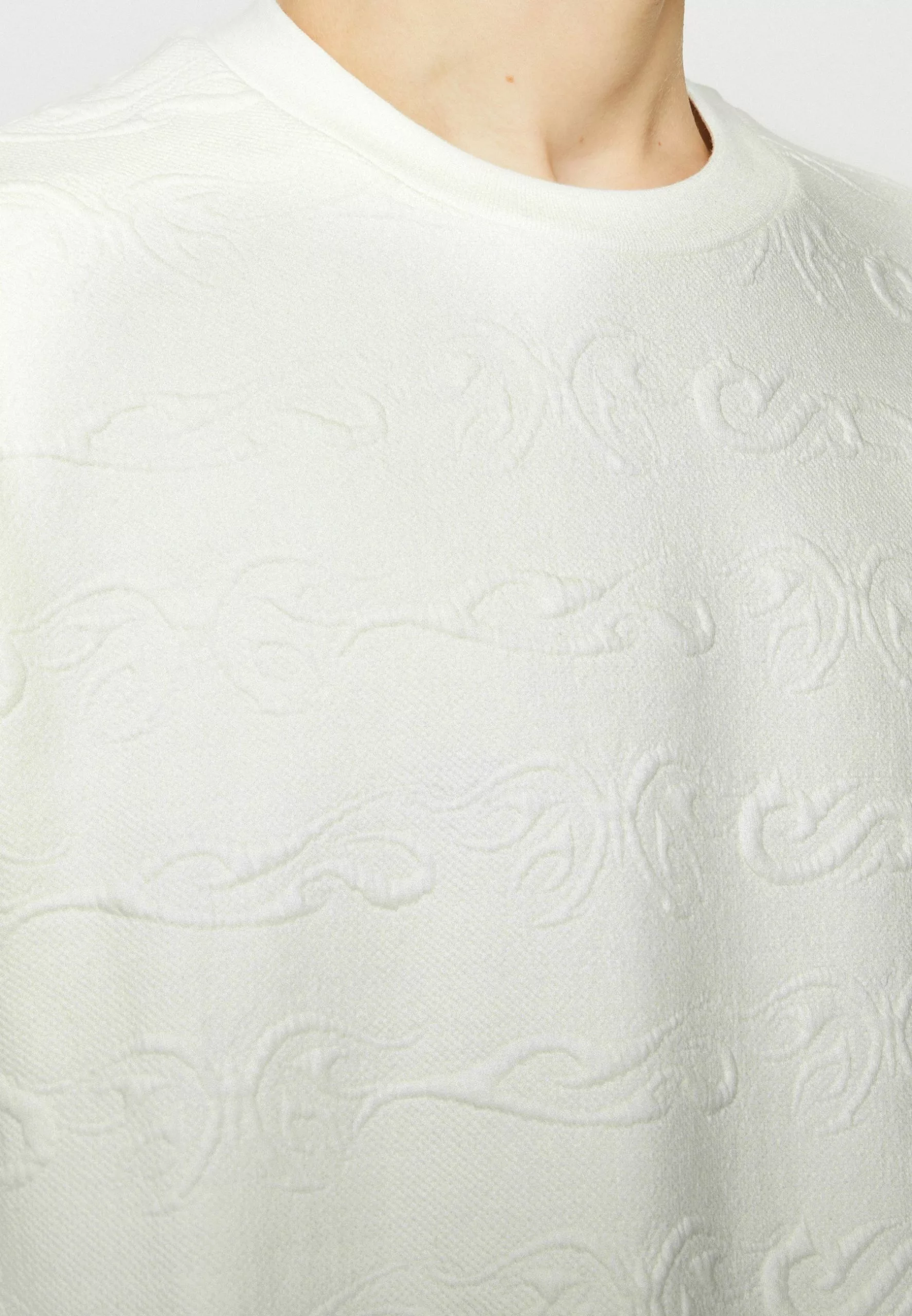 YOURTURN Tribal Embossed Unisex - Sweatshirt - Off White 6 YOURTURN Tribal Embossed Unisex - Sweatshirt - Off White - Image 6