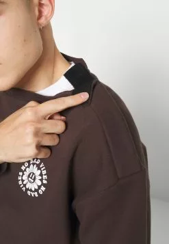 YOURTURN Unisex - Sweatshirt - Dark Brown -Yourturn Shop 964f2731ca4a4cb3a55e0f8968af0e62 scaled