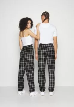 YOURTURN Unisex - Trousers - Black 7 YOURTURN Unisex - Trousers - Black -Yourturn Shop 966dc17cb4a04c999057d835d939a22a scaled