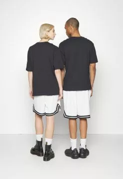 YOURTURN 3Pack Unisex - Basic T-Shirt - White/Mint/Black 12 YOURTURN 3Pack Unisex - Basic T-Shirt - White/Mint/Black -Yourturn Shop 9f188e275fe34593adb4ad00ca9d4378 scaled