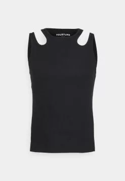 YOURTURN Unisex - Top - Black 10 YOURTURN Unisex - Top - Black -Yourturn Shop 9f48ee4f544047c2a454041369db5bed scaled