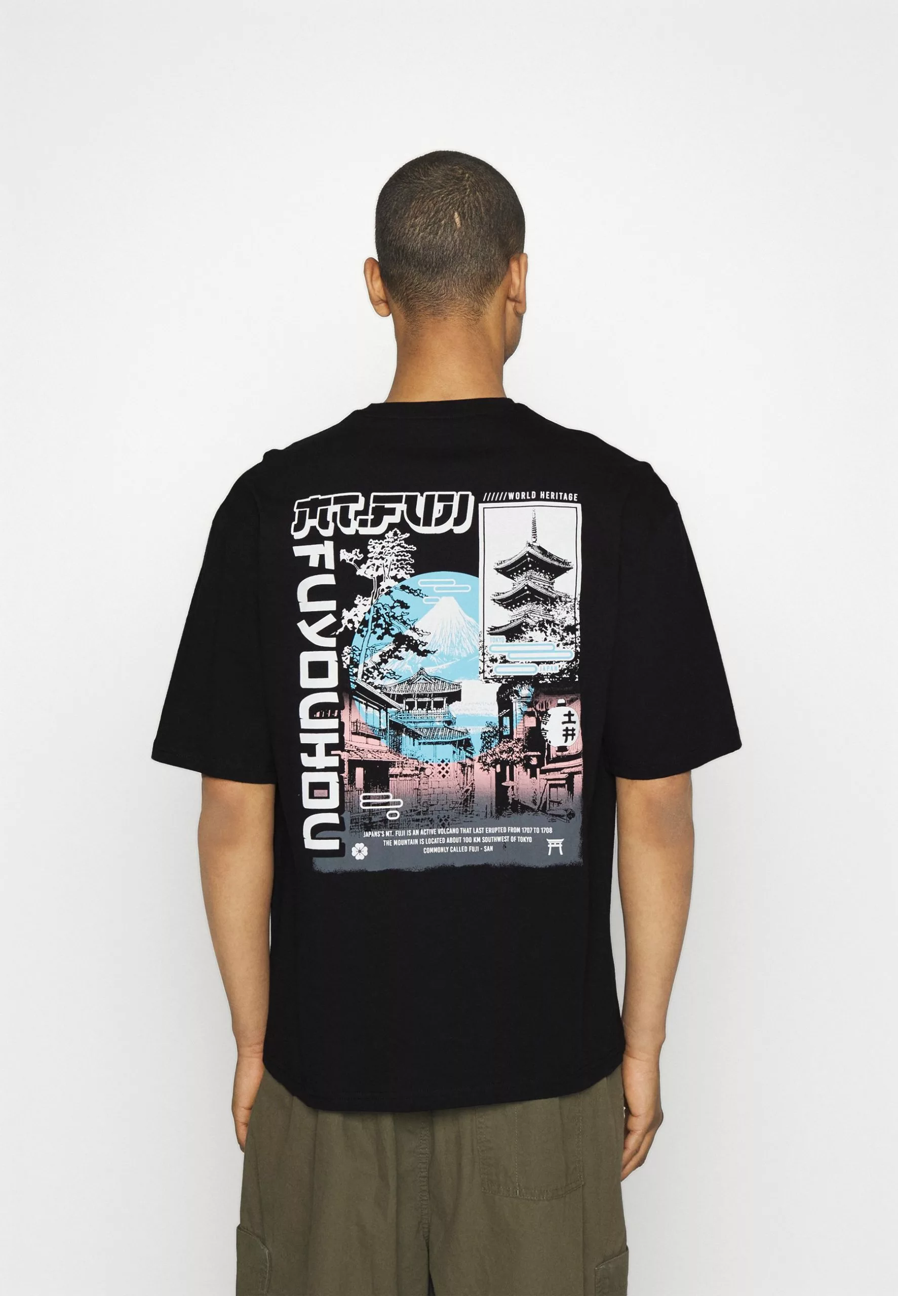 YOURTURN Unisex - Print T-Shirt - Black 1 YOURTURN Unisex - Print T-Shirt - Black