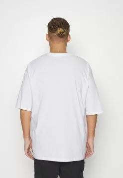 YOURTURN Unisex 3 Pack- Basic T-Shirt - White/Lilac/Black 17 YOURTURN Unisex 3 Pack- Basic T-Shirt - White/Lilac/Black -Yourturn Shop a1a76bf9906b4a7da28a38512a08dc52 scaled