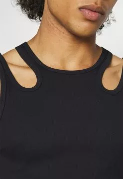 YOURTURN Unisex - Top - Black 11 YOURTURN Unisex - Top - Black -Yourturn Shop a8aefe6fb99f4d9089a6ba7639955fb5 scaled