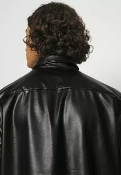 YOURTURN Unisex - Button-Down Blouse - Black -Yourturn Shop aac3d2b9db7c4294a1c1ec7e00e85b6b scaled