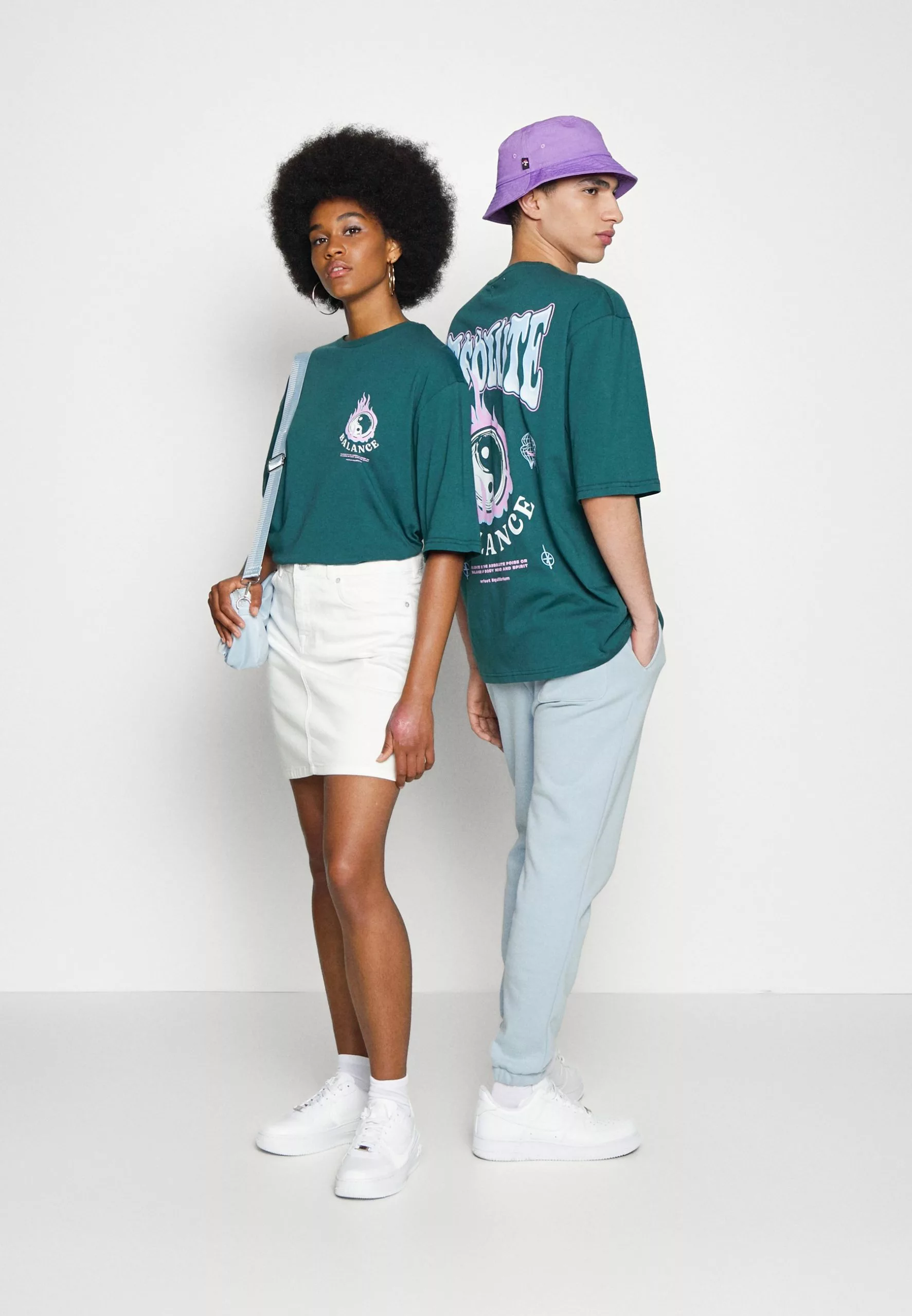 YOURTURN Unisex - Print T-Shirt - Dark Green 2 YOURTURN Unisex - Print T-Shirt - Dark Green - Image 2