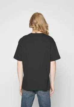 YOURTURN Unisex - Print T-Shirt - Black 8 YOURTURN Unisex - Print T-Shirt - Black -Yourturn Shop b99117b8c69049d7a191af6cbc1ec1ba scaled