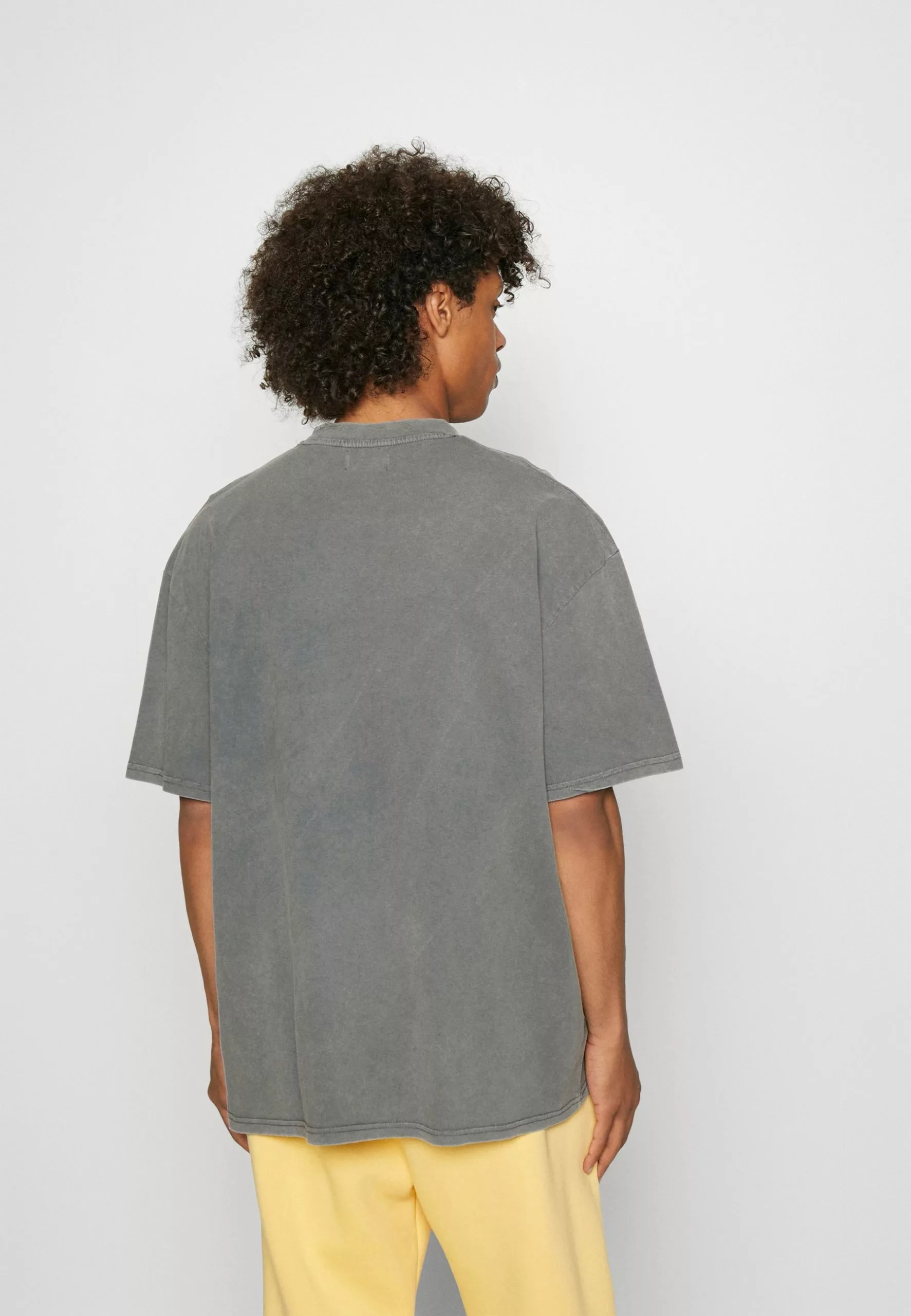 YOURTURN Nevada Wash Graphic Tee Washed - Print T-Shirt - Charcoal 3 YOURTURN Nevada Wash Graphic Tee Washed - Print T-Shirt - Charcoal - Image 3