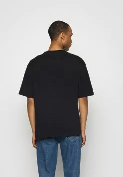 YOURTURN Unisex - Print T-Shirt - Black 8 YOURTURN Unisex - Print T-Shirt - Black -Yourturn Shop c84ad66a9c5d41a7bb47bd603d5587ad scaled