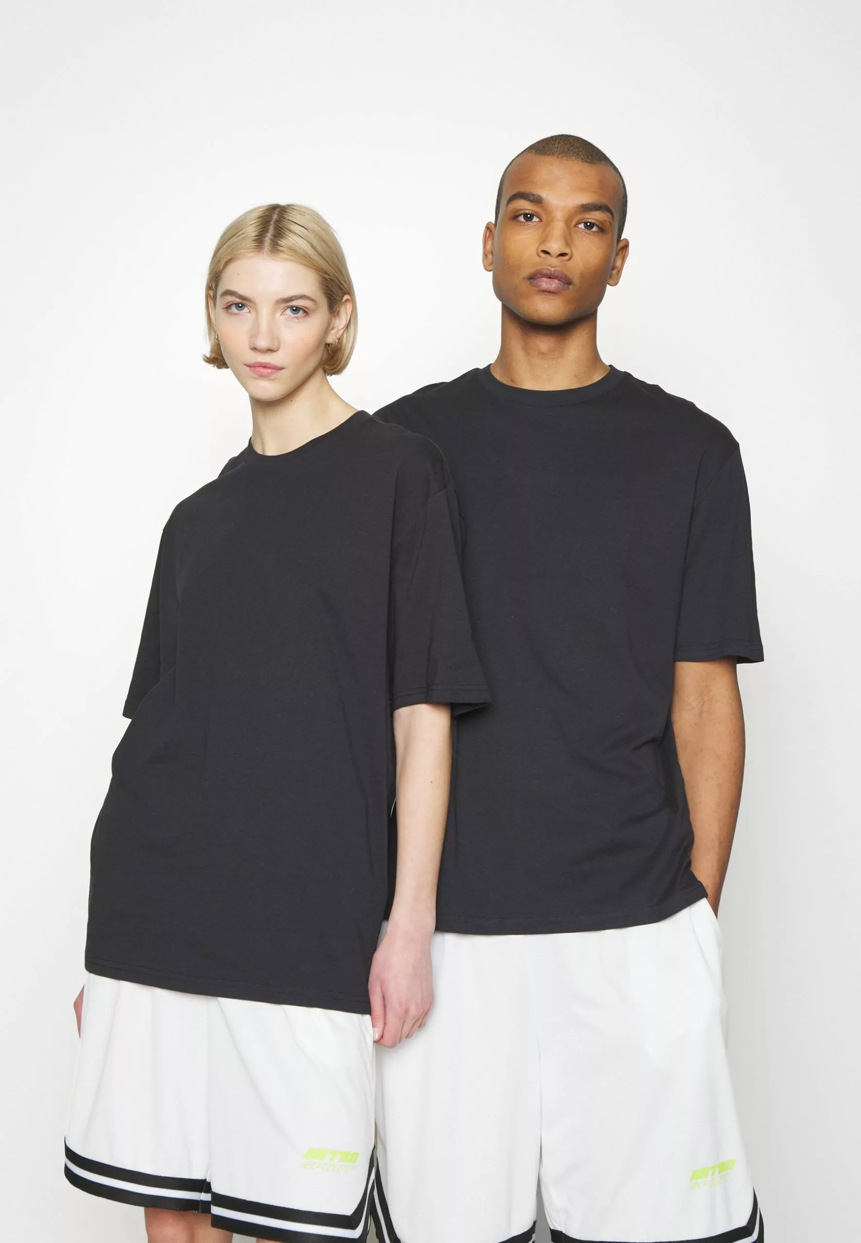 YOURTURN 3Pack Unisex - Basic T-Shirt - White/Mint/Black 2 YOURTURN 3Pack Unisex - Basic T-Shirt - White/Mint/Black - Image 2