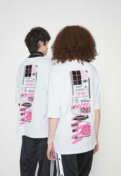 YOURTURN Unisex - Print T-Shirt - White -Yourturn Shop ce098cd17eb24486ab802ba3bbcad844 scaled