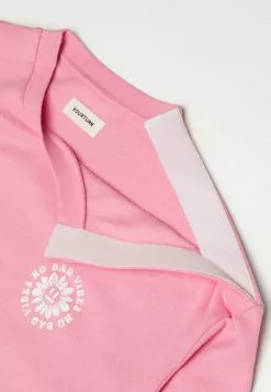 YOURTURN Unisex - Sweatshirt - Pink 20 YOURTURN Unisex - Sweatshirt - Pink -Yourturn Shop d411d8941abf449392799edbf491d6e9 scaled