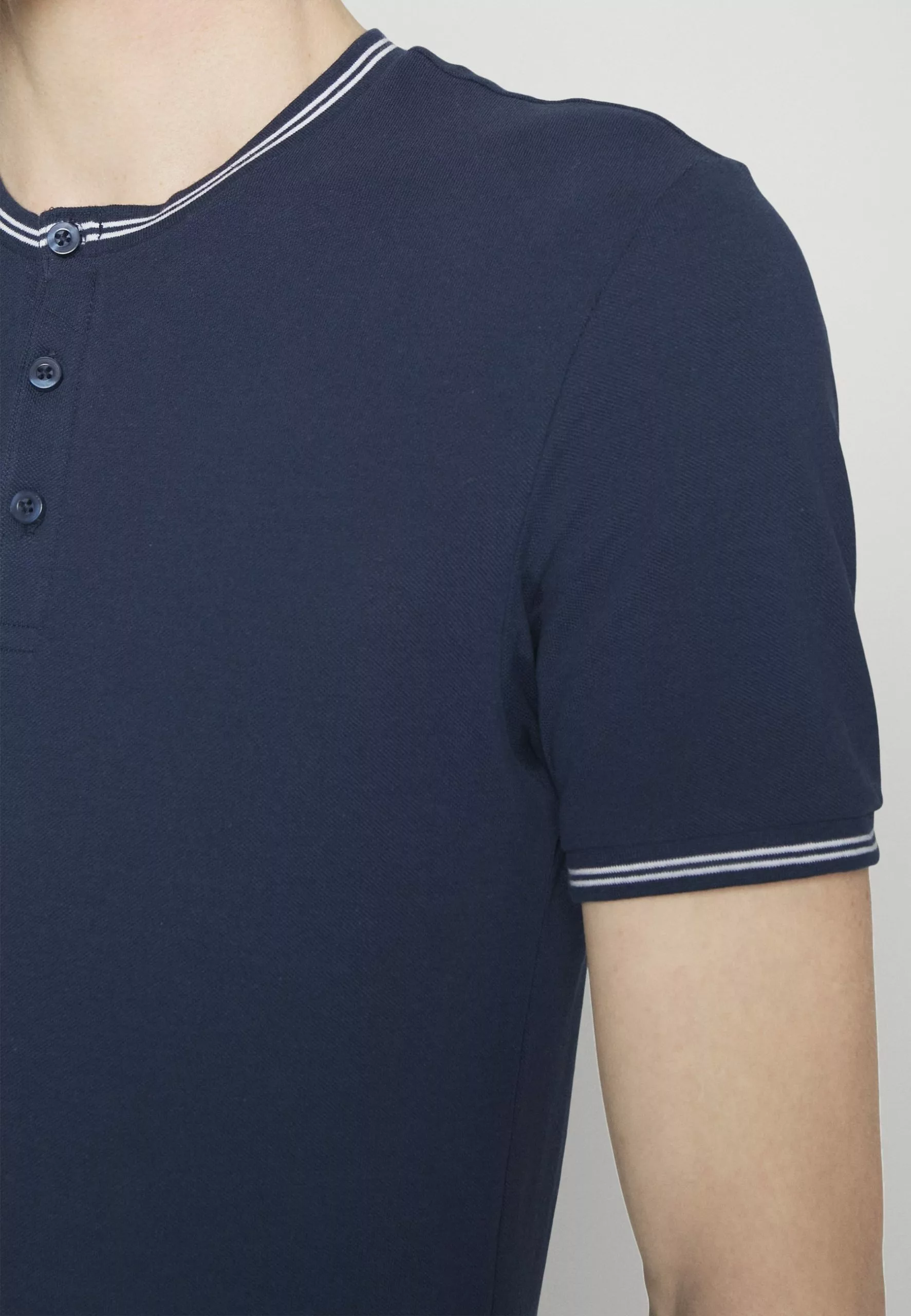 YOURTURN Unisex - Basic T-Shirt - Dark Blue 6 YOURTURN Unisex - Basic T-Shirt - Dark Blue - Image 6