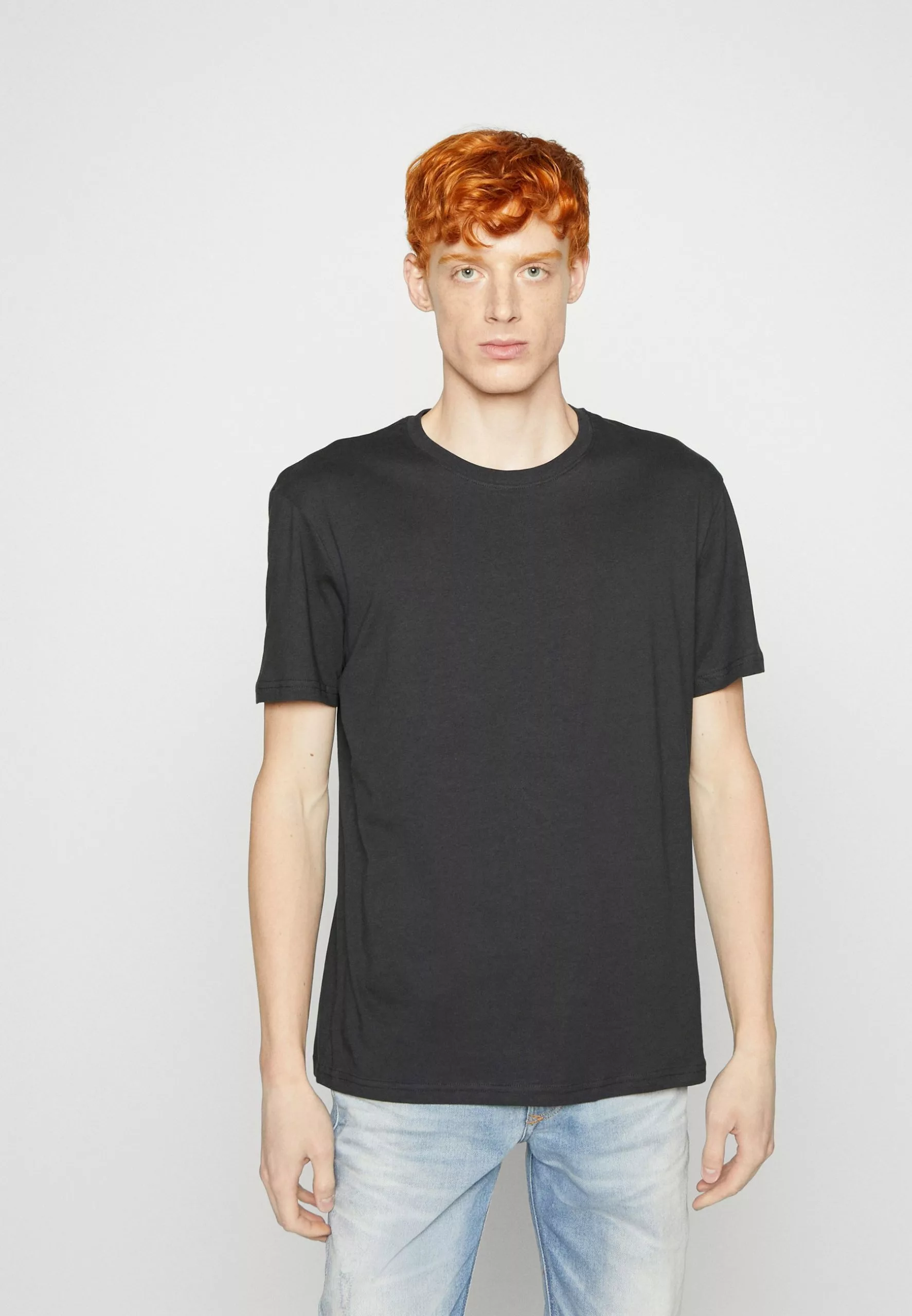 YOURTURN Unisex 5 Pack - Basic T-Shirt - White/Olive /Black 5 YOURTURN Unisex 5 Pack - Basic T-Shirt - White/Olive /Black - Image 5