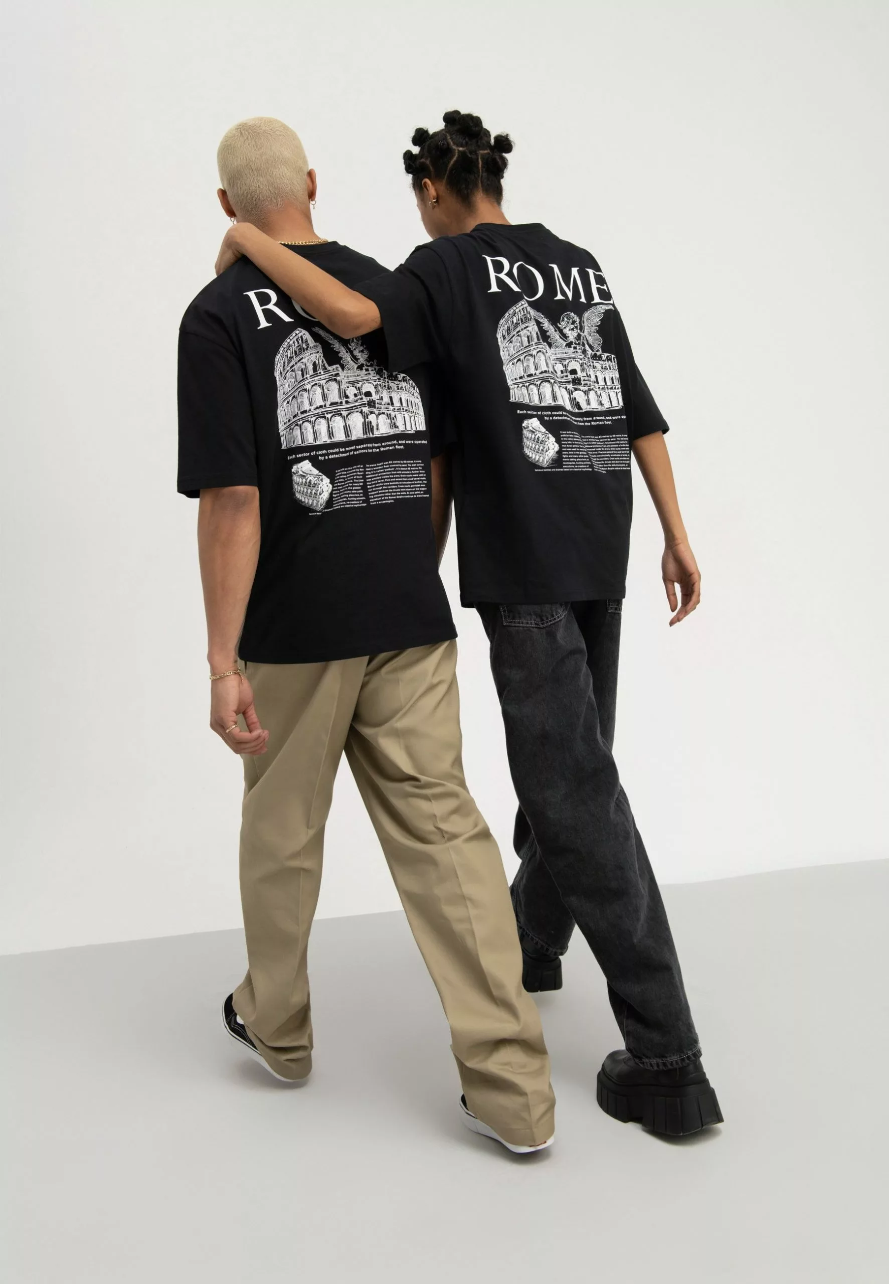 YOURTURN Unisex - Print T-Shirt - Black 1 YOURTURN Unisex - Print T-Shirt - Black