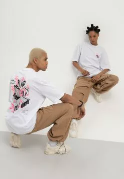 YOURTURN Unisex - Print T-Shirt - White -Yourturn Shop dc8946e5b67b414ba9e708da790fe774 scaled