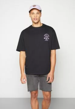 YOURTURN Heart Graphic Backprint Tee Unisex - Print T-Shirt - Black -Yourturn Shop dd105627c01b44339060d9b3092b028e scaled