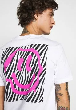 YOURTURN Print T-Shirt - White -Yourturn Shop de44298ade9445279e0e49675306d6c1 scaled