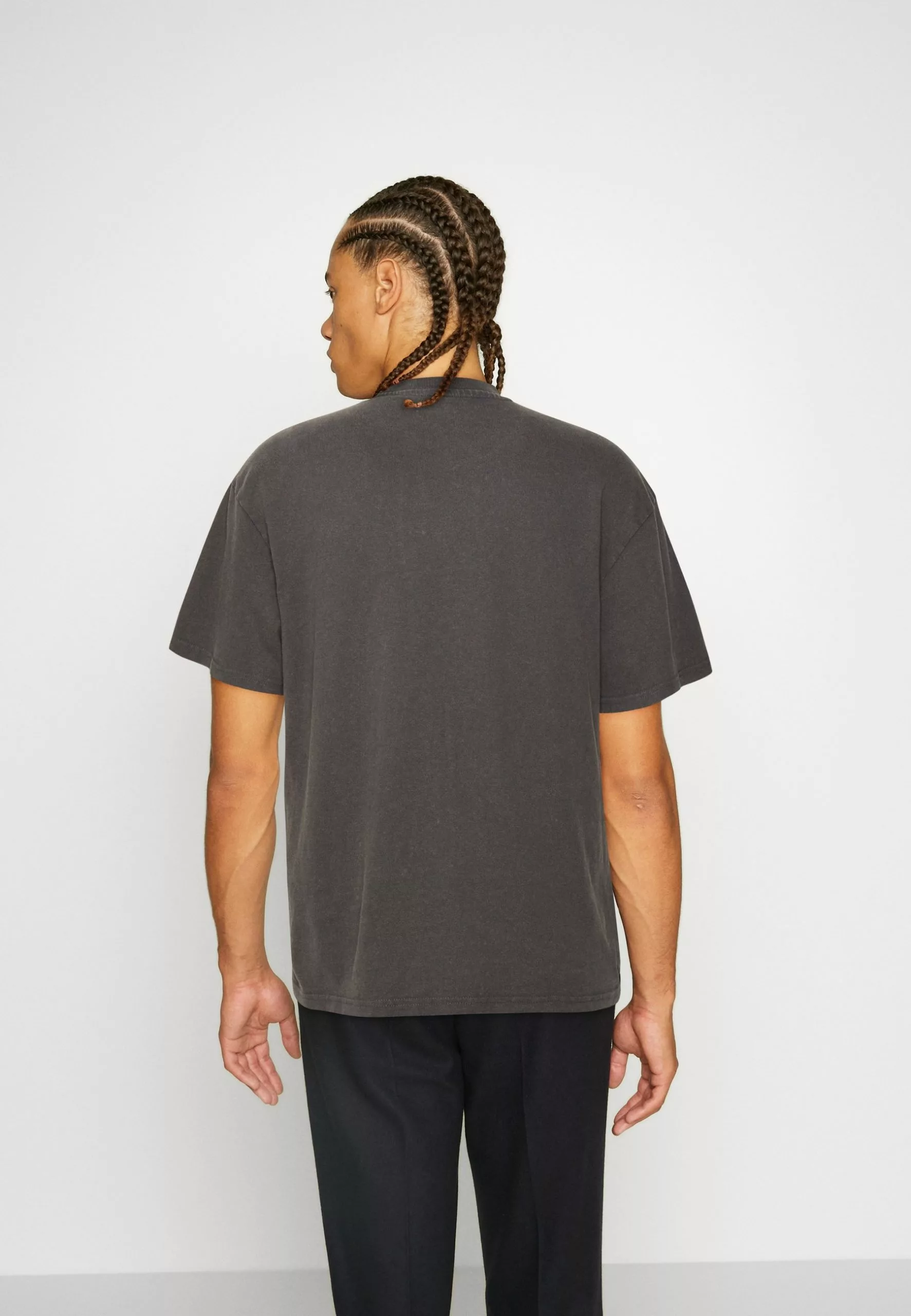 YOURTURN Unisex - Basic T-Shirt - Black 3 YOURTURN Unisex - Basic T-Shirt - Black - Image 3