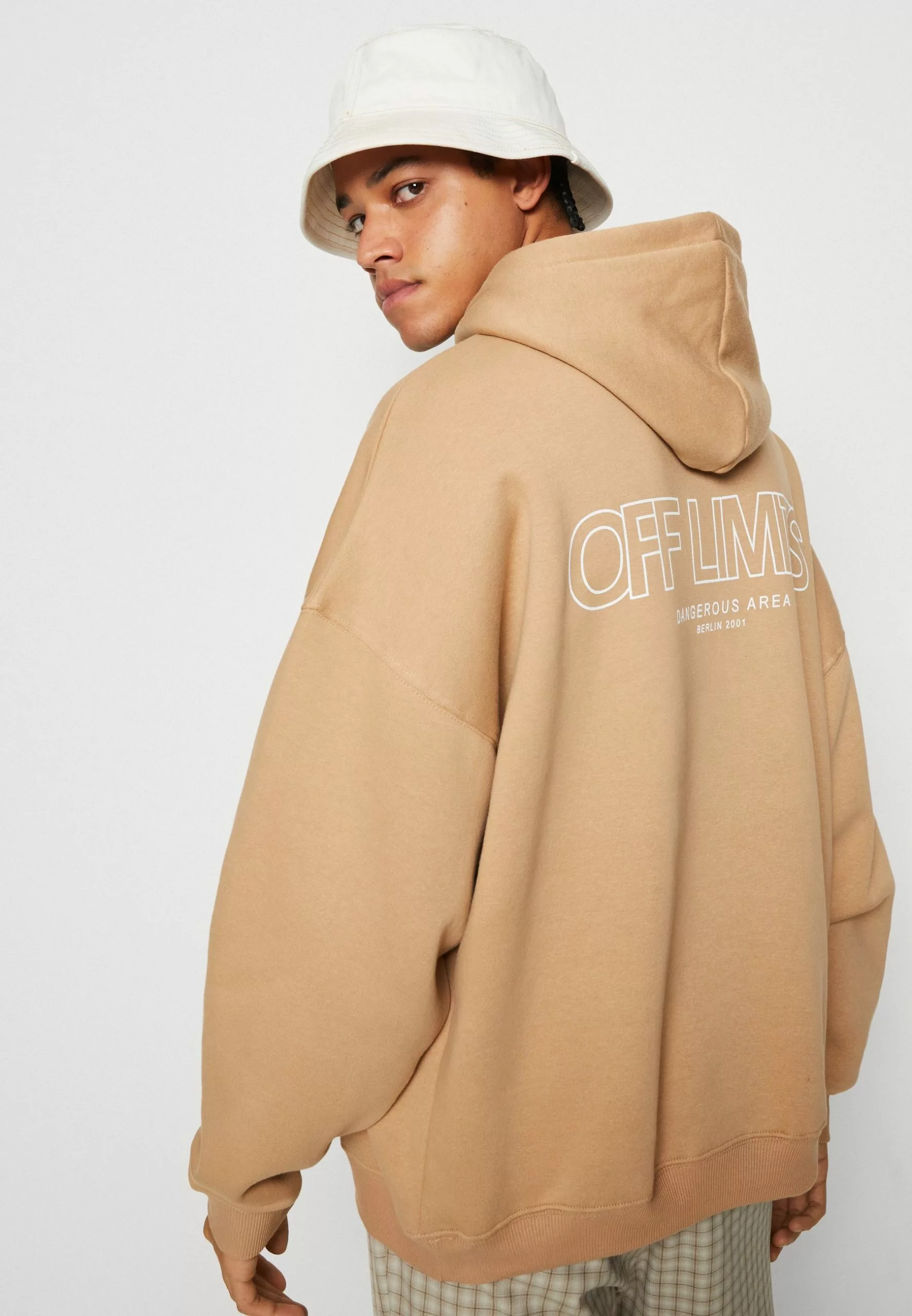 YOURTURN Unisex - Hoodie - Tan 4 YOURTURN Unisex - Hoodie - Tan - Image 4