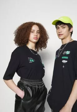 YOURTURN Unisex - Print T-Shirt - Black 9 YOURTURN Unisex - Print T-Shirt - Black -Yourturn Shop e64c0883a4f14193a659548c9f695f84 scaled