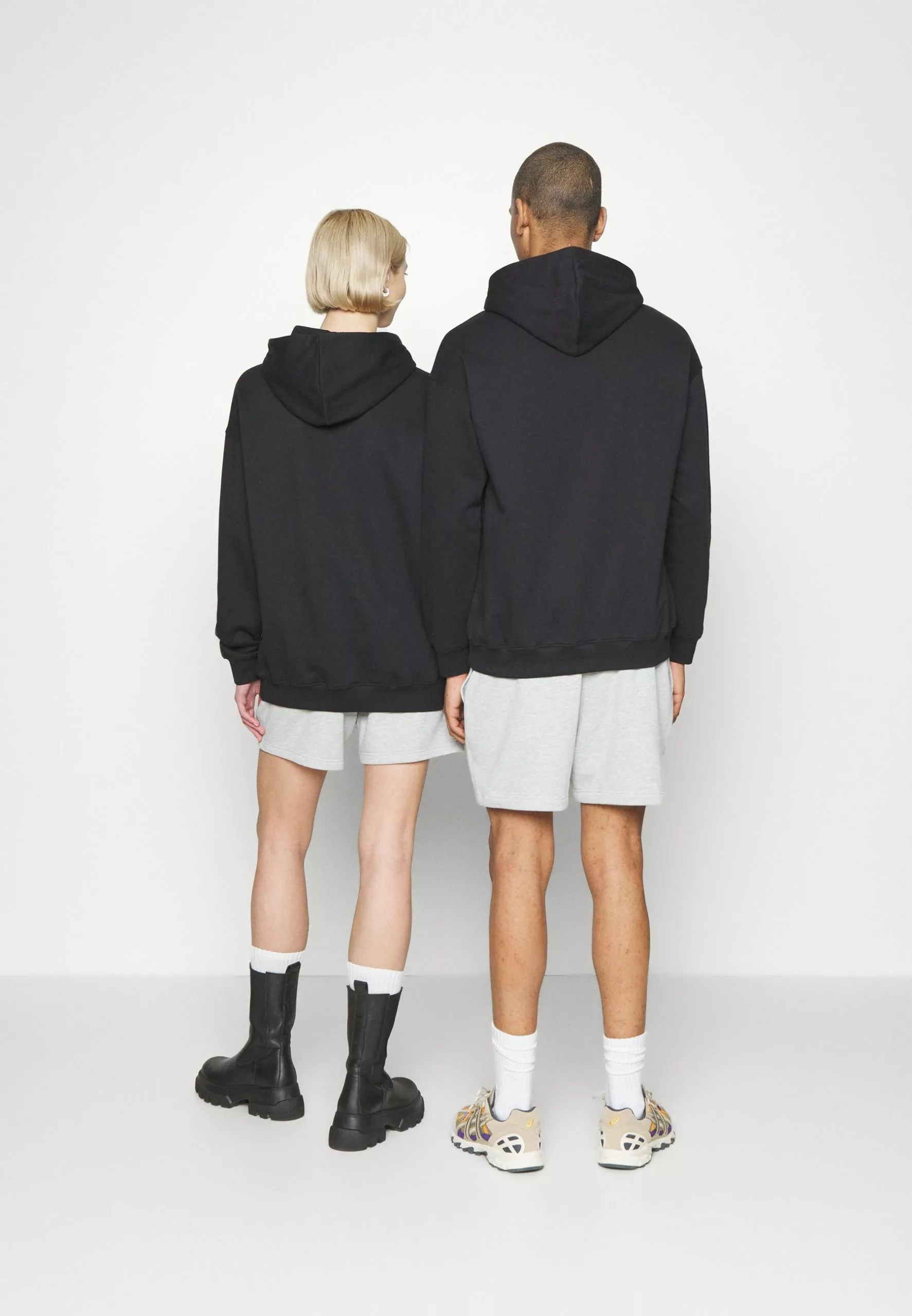 YOURTURN Care Bears Unisex - Hoodie - Black 3 YOURTURN Care Bears Unisex - Hoodie - Black - Image 3