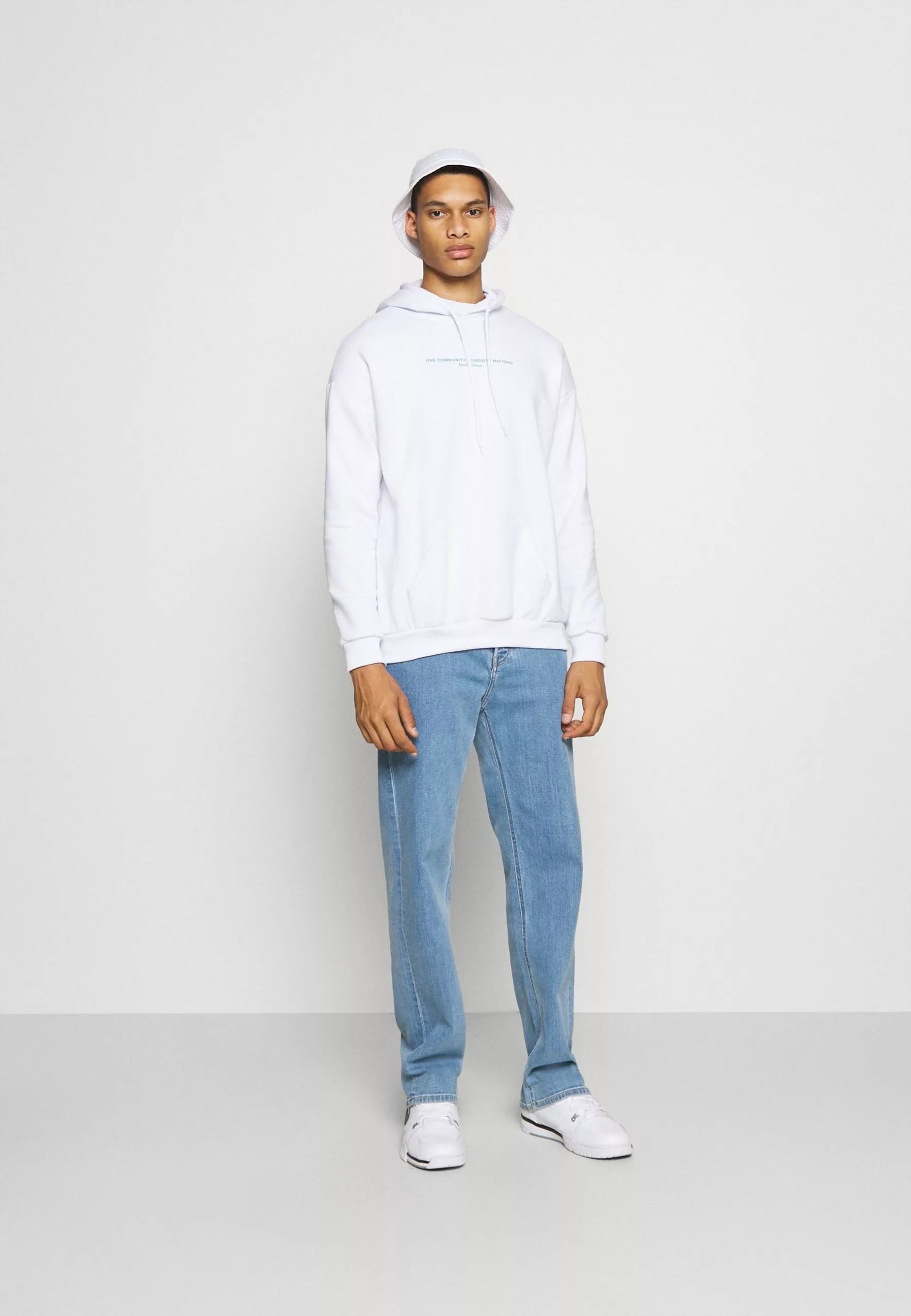 YOURTURN Unisex - Hoodie - White 2 YOURTURN Unisex - Hoodie - White - Image 2