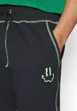 YOURTURN Unisex - Shorts - Black -Yourturn Shop f51afc93a69b4497aadd7606637d55f5 scaled